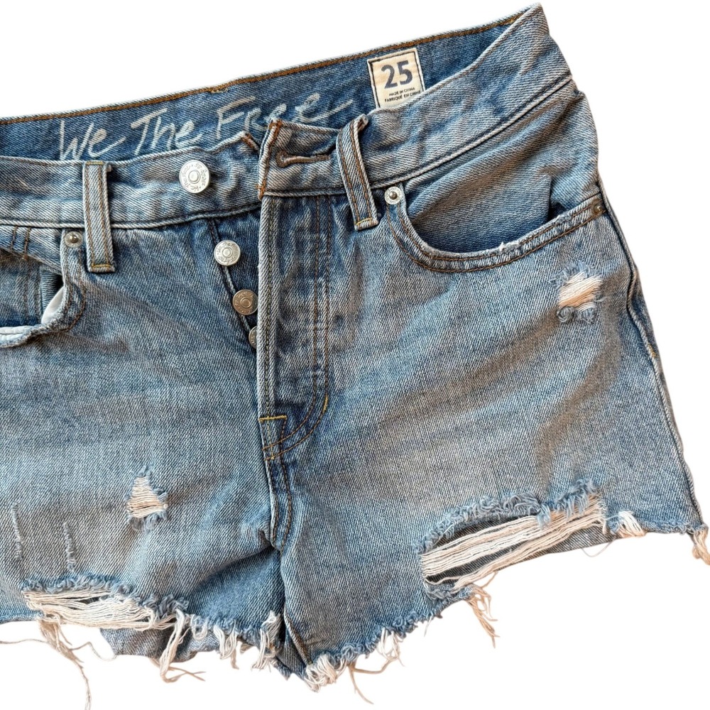 We‎ The Free Free People Distressed Denim Shorts Light Wash Button Fly 25 Summer
